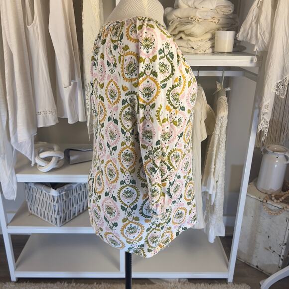 Croft & Barrow size XL v neck blouse pink, green coastal, soft girl, bold #2513 - Picture 3 of 7